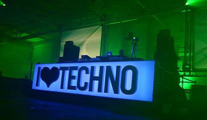 i love techno