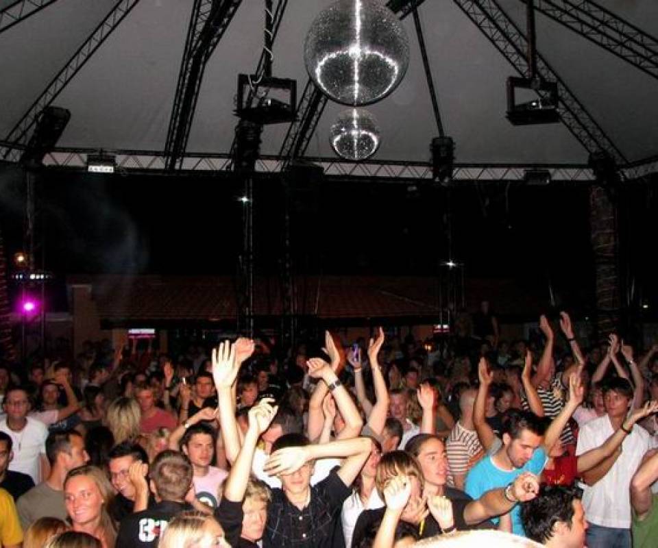shapeshifters-hacienda