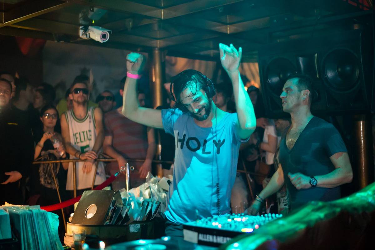 villalobos-ambasada