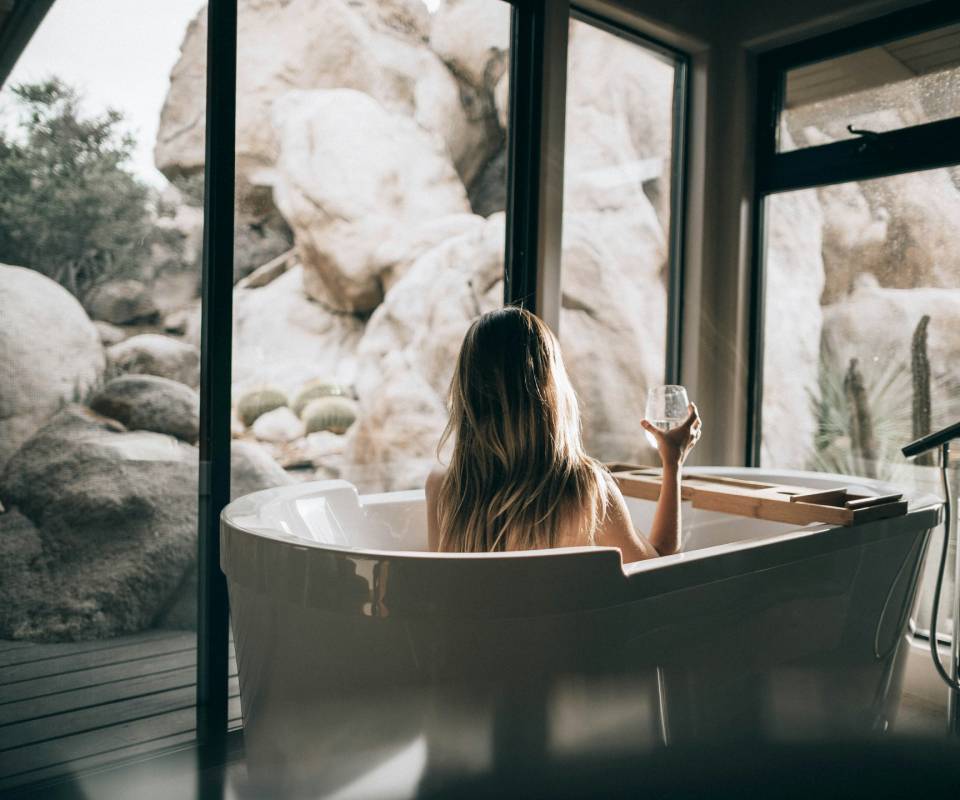 <a href="https://unsplash.com/@rpnickson?utm_source=unsplash&utm_medium=referral&utm_content=creditCopyText">Roberto Nickson</a> on <a href="https://unsplash.com/photos/woman-in-white-bathtub-holding-clear-drinking-glass-YCW4BEhKluw?utm_source=unsplash&utm_medium=referral&utm_content=creditCopyText">Unsplash</a>
