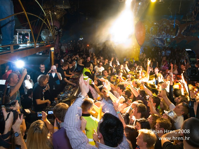 david-guetta-ambasada-gavioli